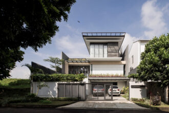 NHÀ PHỐ 2 TẦNG ĐẲNG CẤP GIỮA THỦ ĐÔ