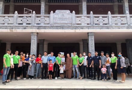 HATIHOME THĂM CÁC BÉ MỒ CÔI TẠI CHÙA QUANG PHÚC