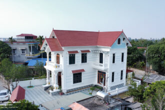 NHÀ 2 TẦNG MÁI THÁI HIỆN ĐẠI